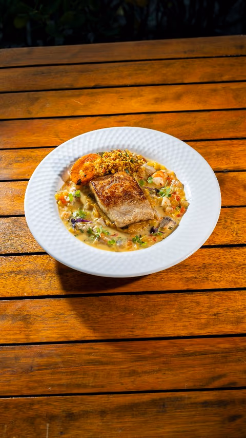 Signature dish served at Mar de Copa